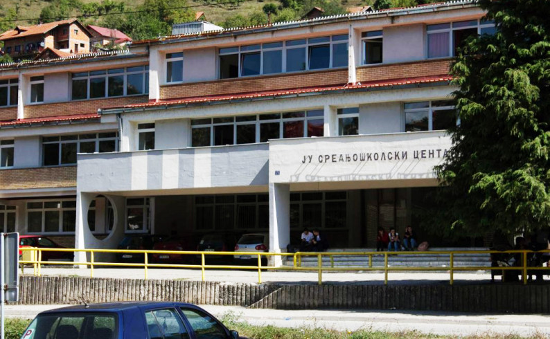 SŠC: U klupama 576 učenika, nastava u dvije smjene