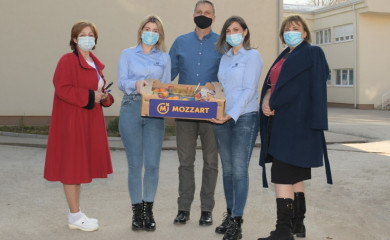 Voće i sokovi za Bolnicu od Kladionica “Mocart”