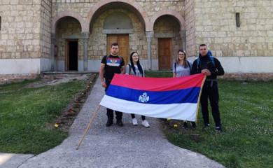 Članovi „Vučje stope“ pješice stigli na poklonjenje Svetom Vasiliju Ostroškom