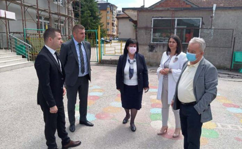 Do kraja godine novi izgled OŠ „Sveti Sava“ i Medicinskog fakulteta u Foči