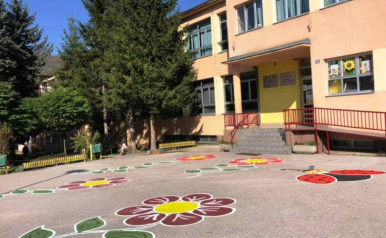 U dvije fočanske škole upisano 125 prvačića
