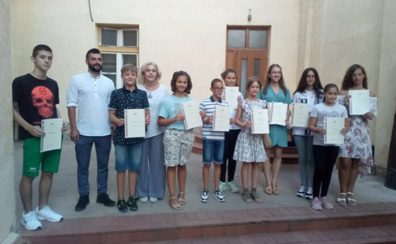 Škola crtanja- iz rada u rad djeca razvijaju slikarski dar