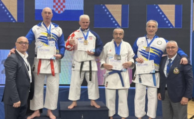 Ne posustaje ni na pragu osme decenije - srebro i bronza za Todovića na Balkanskom prvenstvu