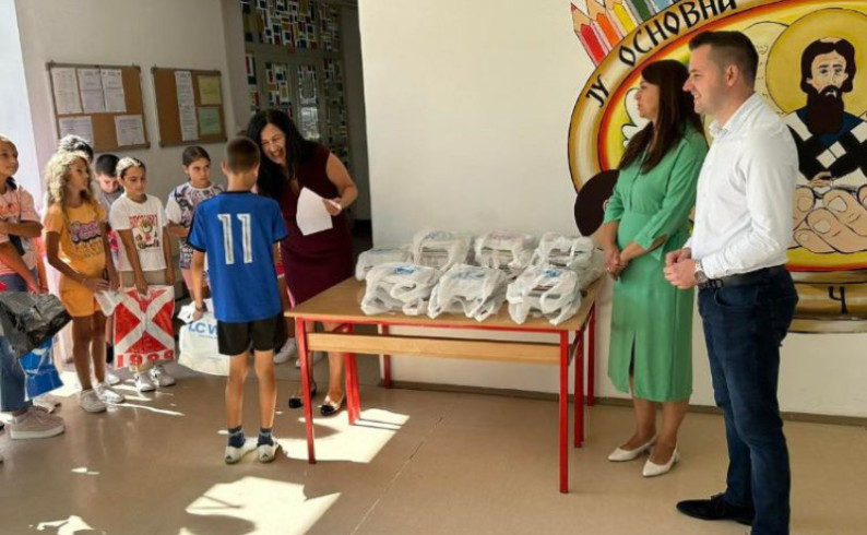 Opština Foča obezbijedila udžbenike starijim osnovcima